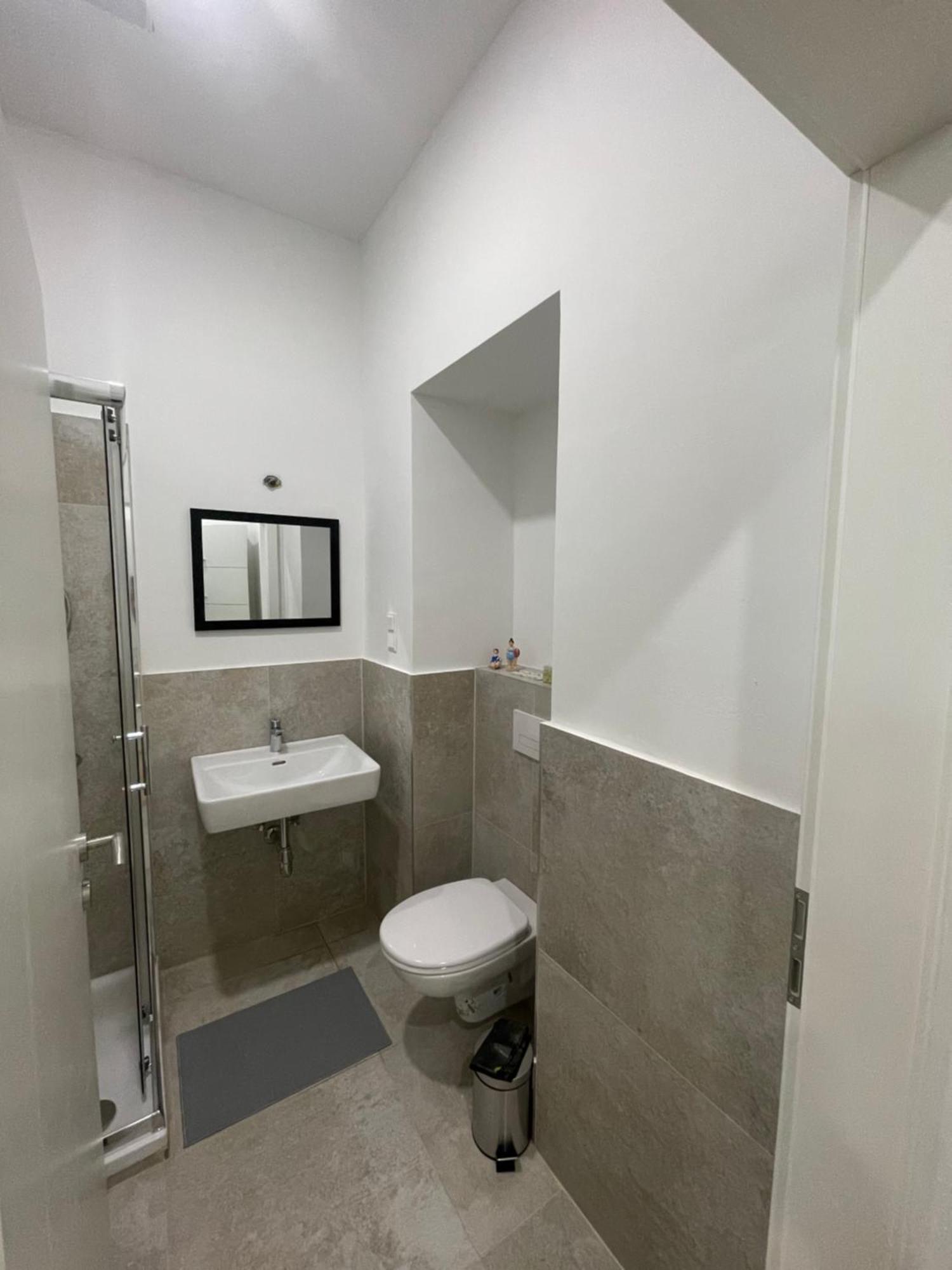 New Apartment With Balcony 11 Wien Ngoại thất bức ảnh