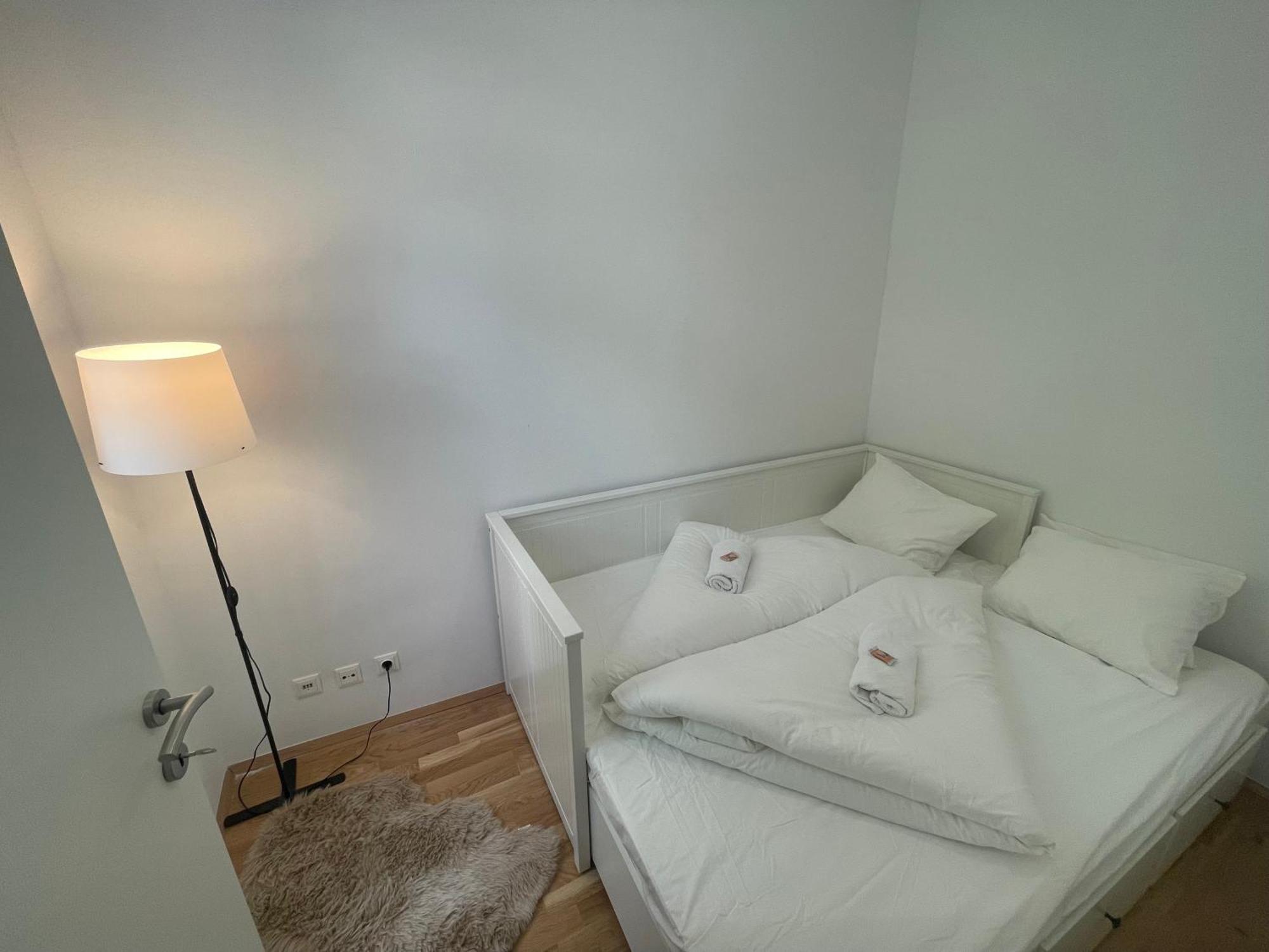 New Apartment With Balcony 11 Wien Ngoại thất bức ảnh